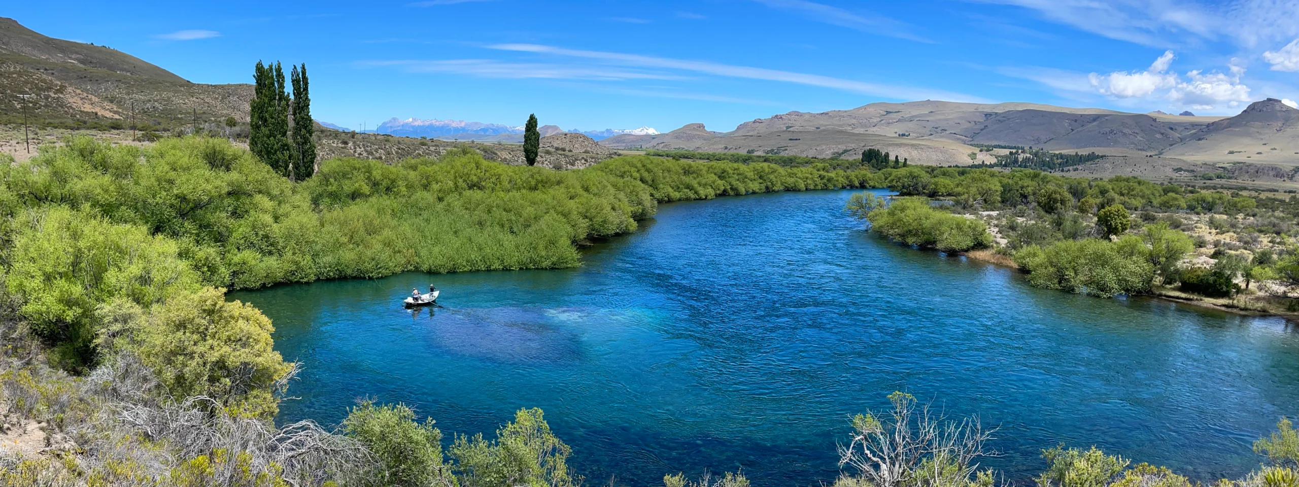 fly fishing outfitters in Bariloche Patagonia Argentina. Lodge camps. Fly fishing patagonia