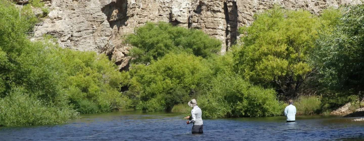 fly fishing Bariloche fly fishing patagonia fly fishing argentina fly fishing outfitter Bariloche fly fishing outfitter patagonia fly fishing loge patagonia