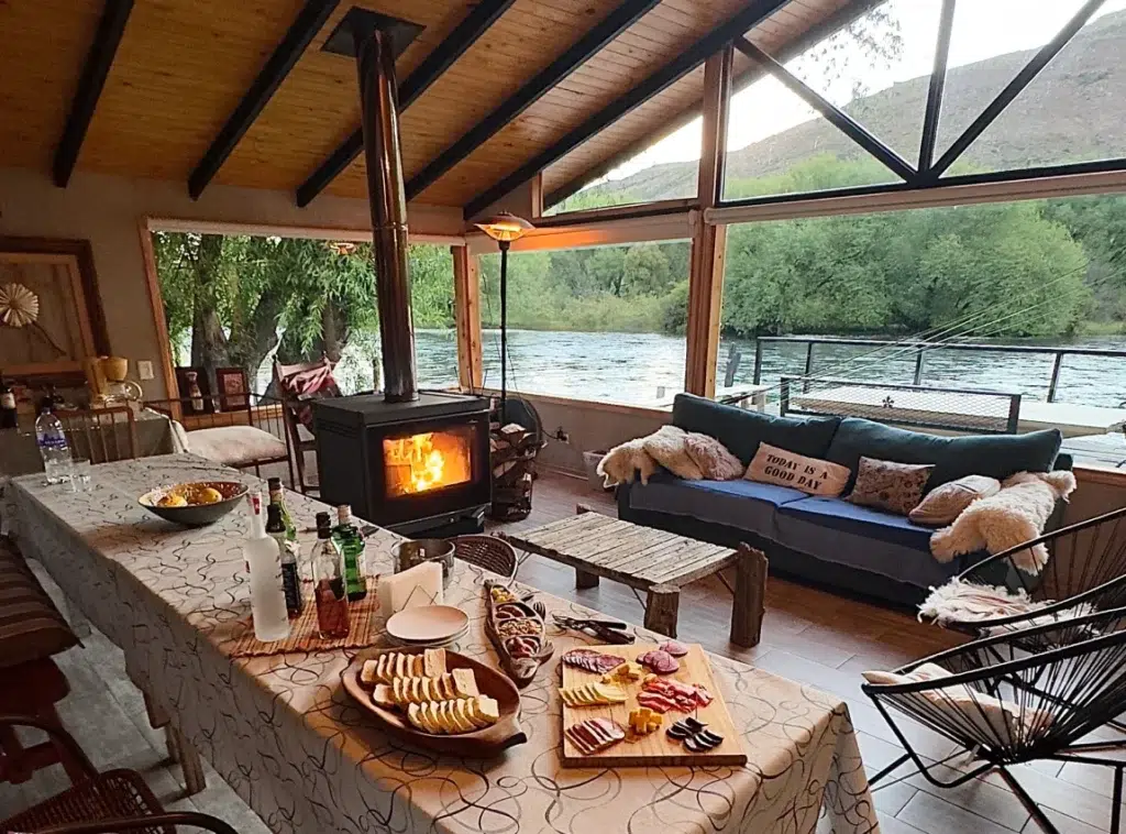 flyfishingtroutpatagoniafishingbarilocheguidetourtrip